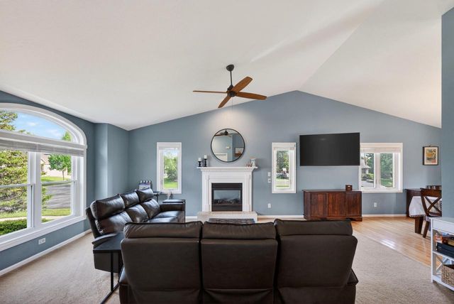 1106 Turnberry Court, Waunakee, WI 53597