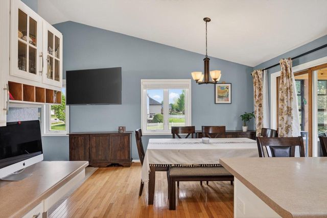 1106 Turnberry Court, Waunakee, WI 53597