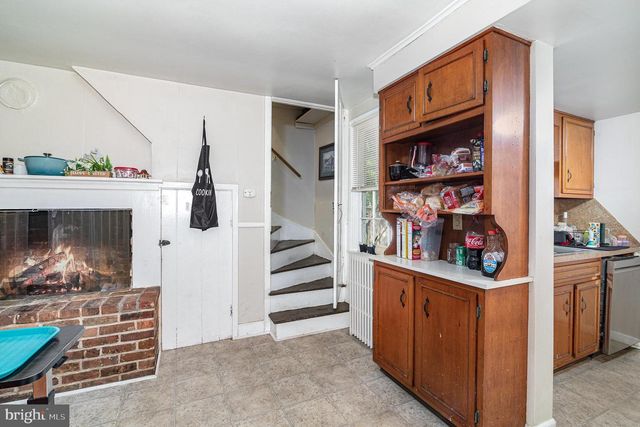 313 E MAIN ST, Mechanicsburg, PA 17055