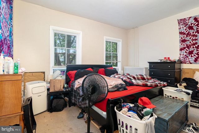313 E MAIN ST, Mechanicsburg, PA 17055