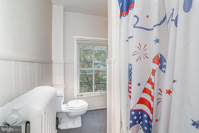313 E MAIN ST, Mechanicsburg, PA 17055