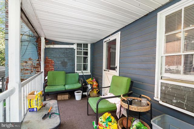 313 E MAIN ST, Mechanicsburg, PA 17055