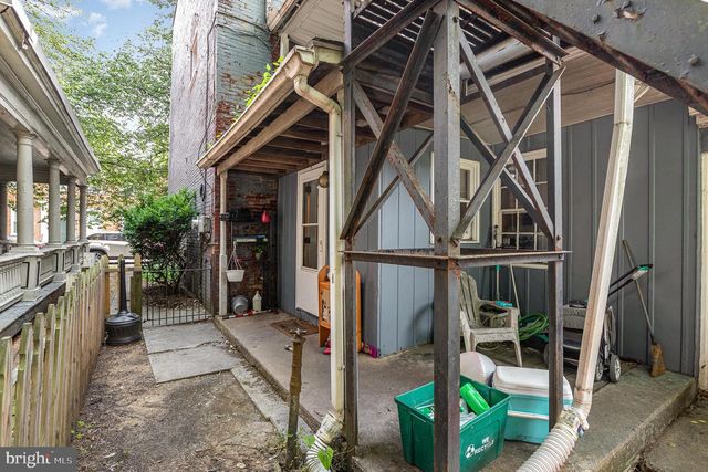 313 E MAIN ST, Mechanicsburg, PA 17055