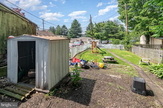 313 E MAIN ST, Mechanicsburg, PA 17055