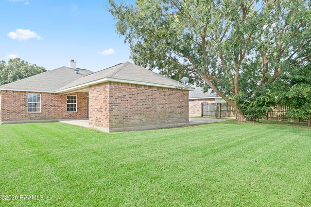 213 Sundown Drive, Broussard, LA 70518