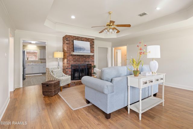 213 Sundown Drive, Broussard, LA 70518