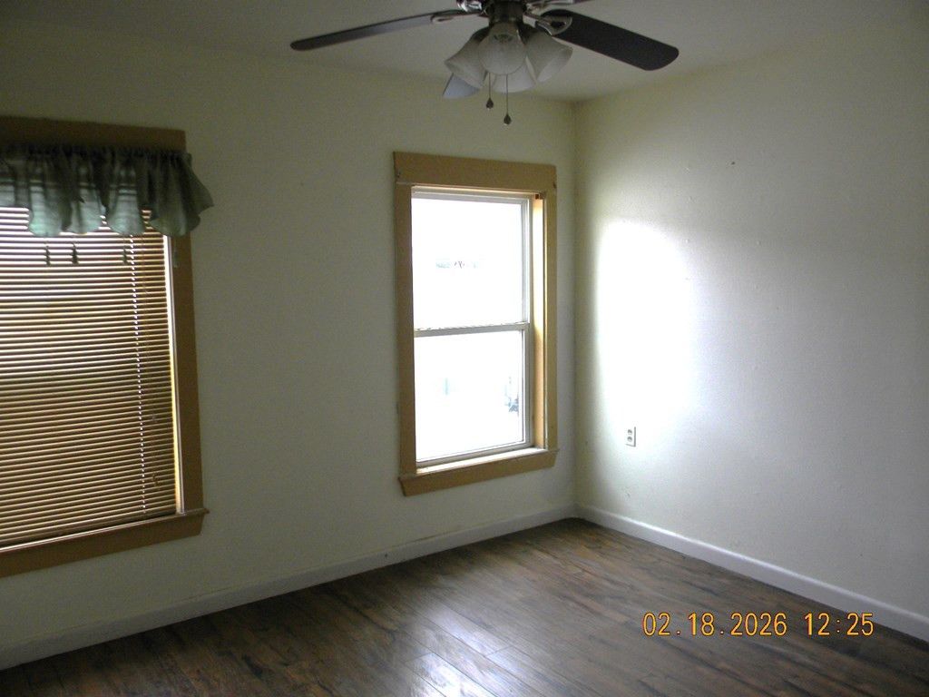 Image 12 of property listing at 2311 W Harris Avenue, San Angelo, TX 76901