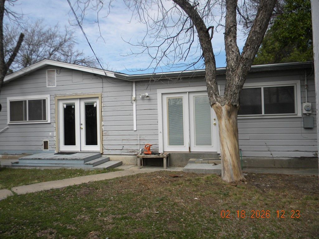 Image 2 of property listing at 2311 W Harris Avenue, San Angelo, TX 76901