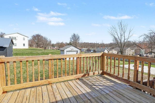 52 Brook Circle, Pella, IA 50219