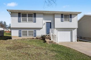 52 Brook Circle, Pella, IA 50219