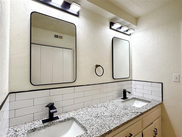 1901 N Moulton Court, Oklahoma City, OK 73127