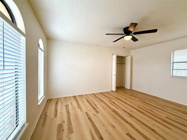 1901 N Moulton Court, Oklahoma City, OK 73127