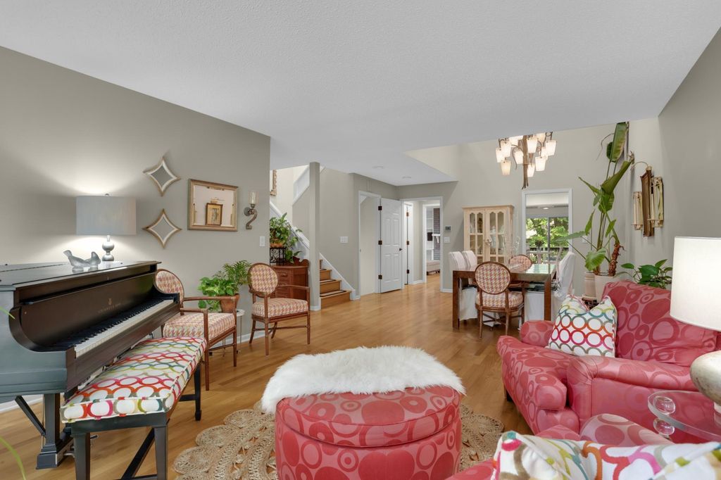 1775 Lexington Avenue S 23, Mendota Heights, MN 55118 — photo 5