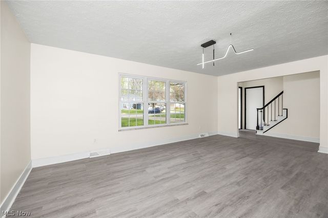 4590 Brendan Lane, North Olmsted, OH 44070