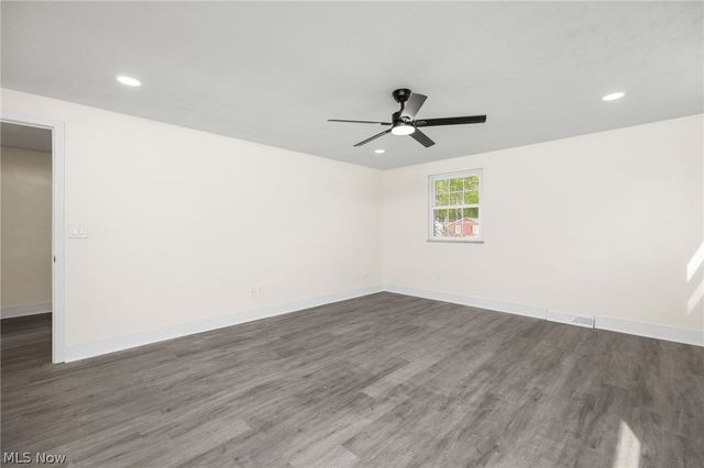 4590 Brendan Lane, North Olmsted, OH 44070