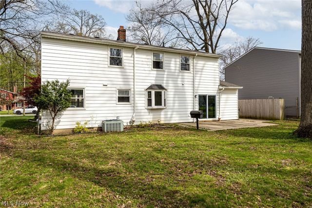 4590 Brendan Lane, North Olmsted, OH 44070