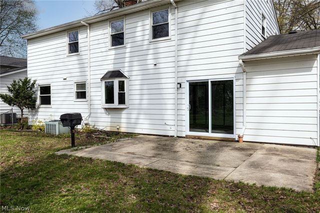 4590 Brendan Lane, North Olmsted, OH 44070