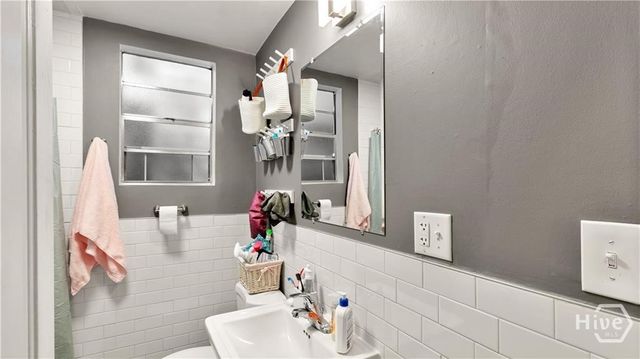 534 E Waldburg Street, Savannah, GA 31401