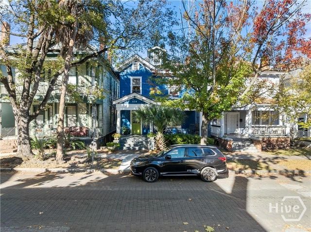 534 E Waldburg Street, Savannah, GA 31401