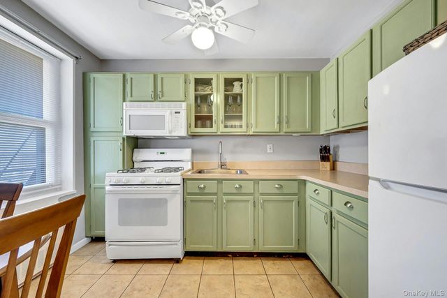 370 Westchester Avenue 6M, Port Chester, NY 10573