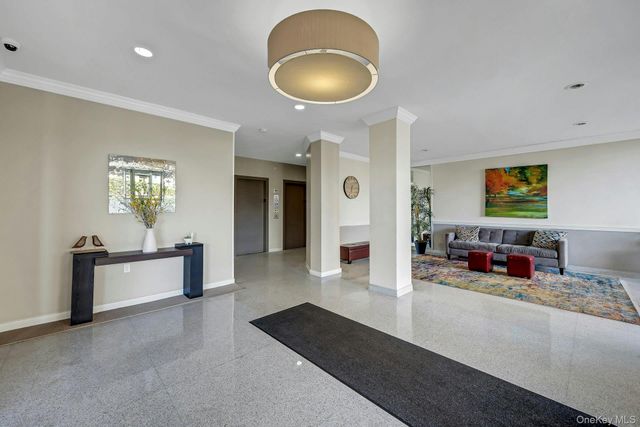 370 Westchester Avenue 6M, Port Chester, NY 10573