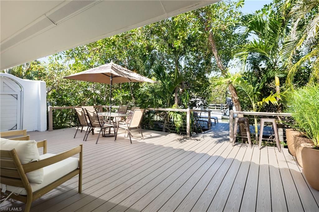 1595 Curlew AVE 4, NAPLES, FL 34102 — exterior