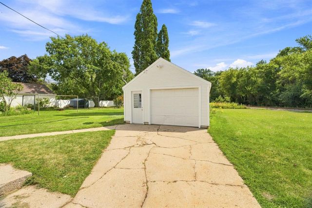 1343 W PROSPECT AVENUE, Appleton, WI 54914