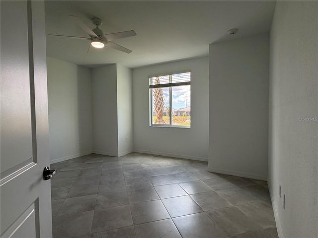 19015 SCALLOP LOOP 101, Lakewood Ranch, FL 34211