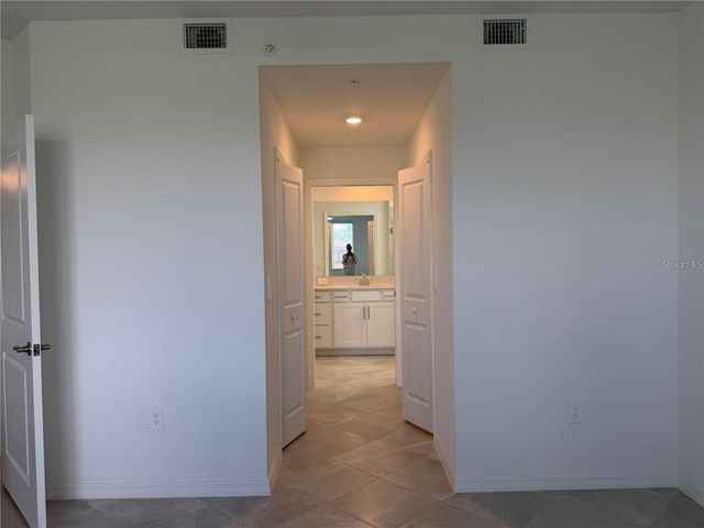 19015 SCALLOP LOOP 101, Lakewood Ranch, FL 34211