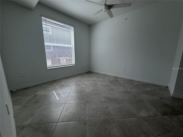 19015 SCALLOP LOOP 101, Lakewood Ranch, FL 34211