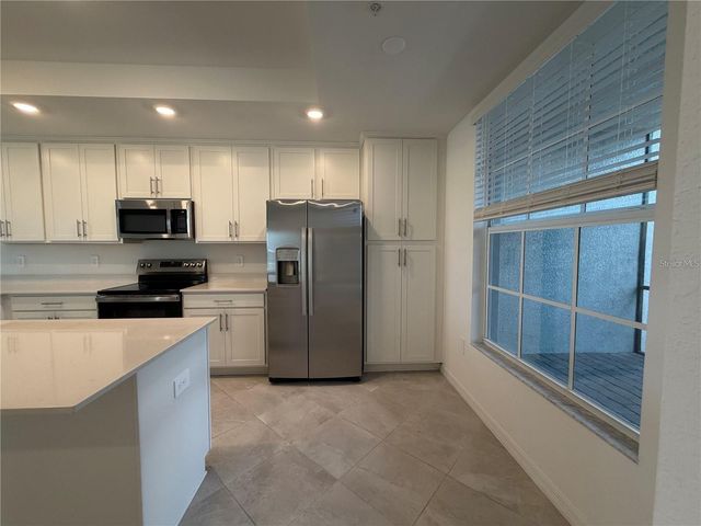 19015 SCALLOP LOOP 101, Lakewood Ranch, FL 34211