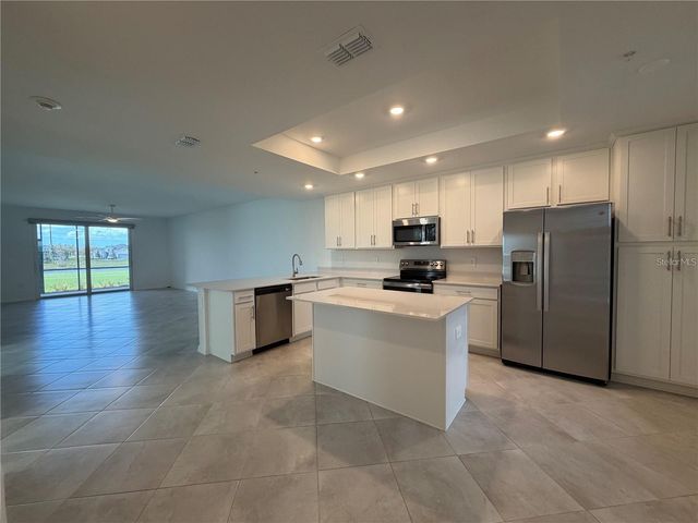 19015 SCALLOP LOOP 101, Lakewood Ranch, FL 34211