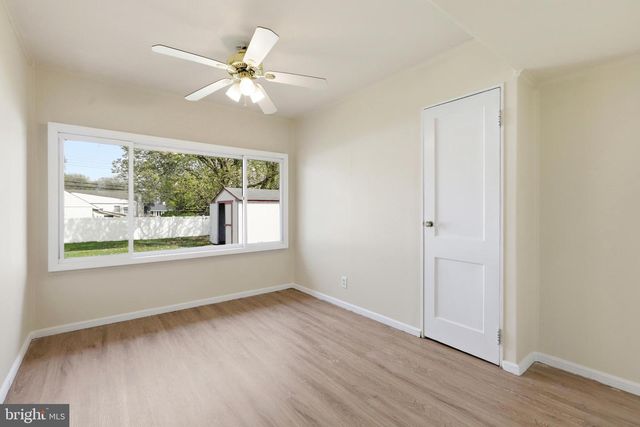 284 N OLDS BLVD, Fairless Hills, PA 19030