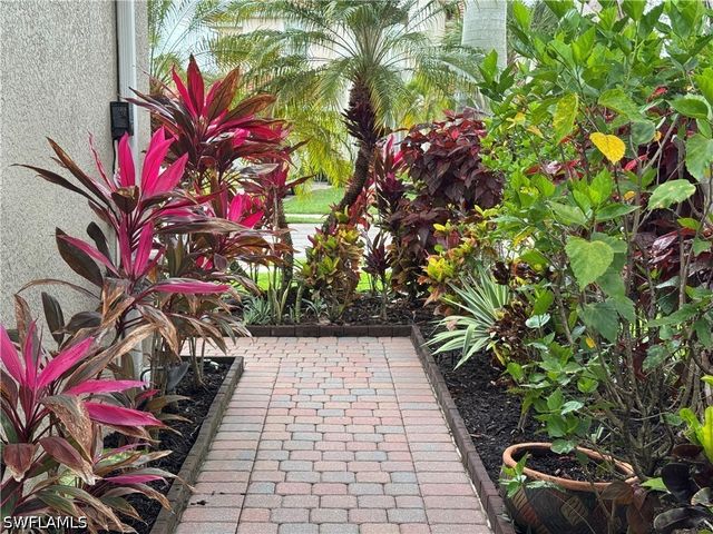 14748 Cranberry CT, Naples, FL 34114