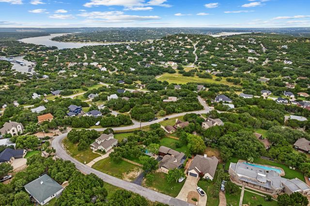 22223 Oban DR, Briarcliff, TX 78669