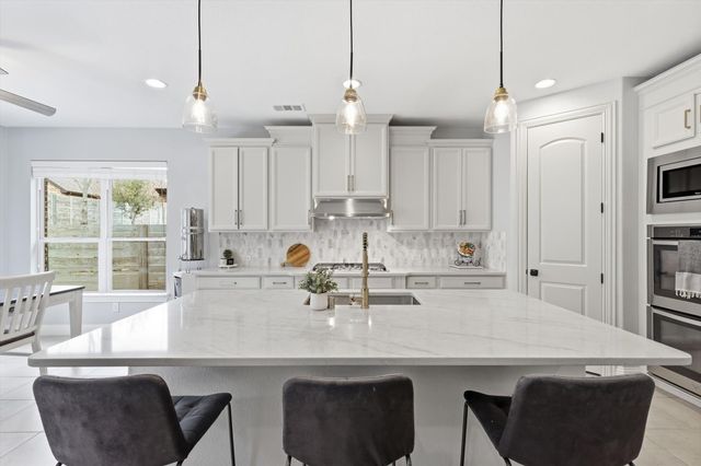 213 Birdcall Lane, Argyle, TX 76226