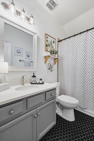 213 Birdcall Lane, Argyle, TX 76226