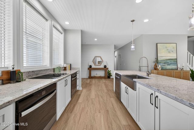 451 Governors Road SE, Winnabow, NC 28479