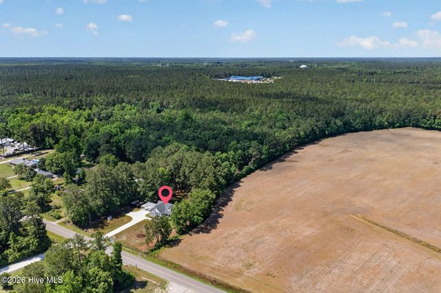 451 Governors Road SE, Winnabow, NC 28479