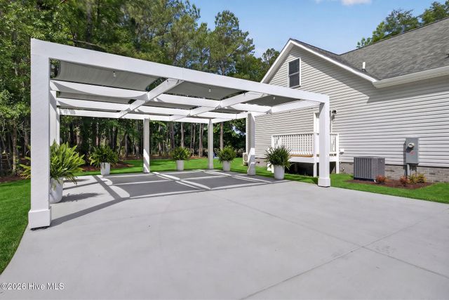 451 Governors Road SE, Winnabow, NC 28479