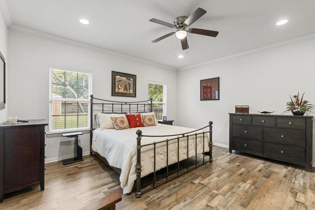 327 Walnut Street, Terrell, TX 75160