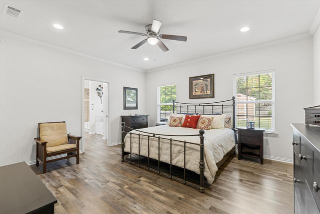 327 Walnut Street, Terrell, TX 75160