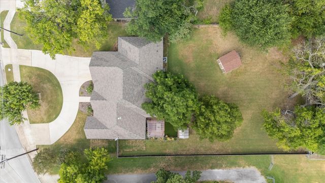 327 Walnut Street, Terrell, TX 75160