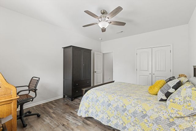 327 Walnut Street, Terrell, TX 75160