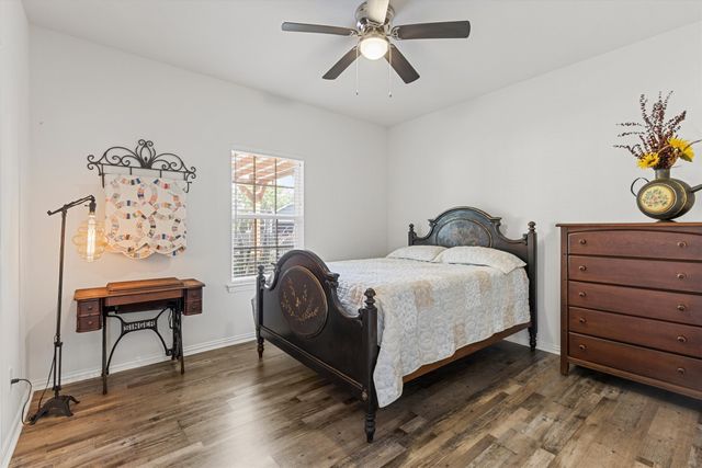 327 Walnut Street, Terrell, TX 75160