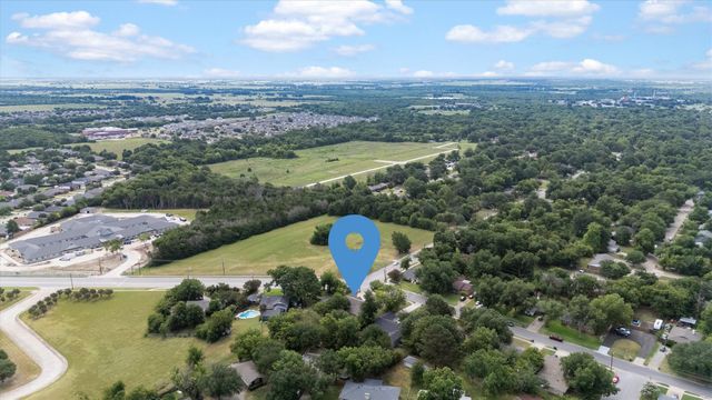 327 Walnut Street, Terrell, TX 75160