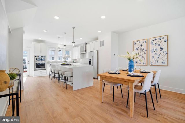 10817 CEDAR AVE, Fairfax, VA 22030