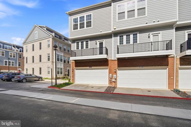 10817 CEDAR AVE, Fairfax, VA 22030