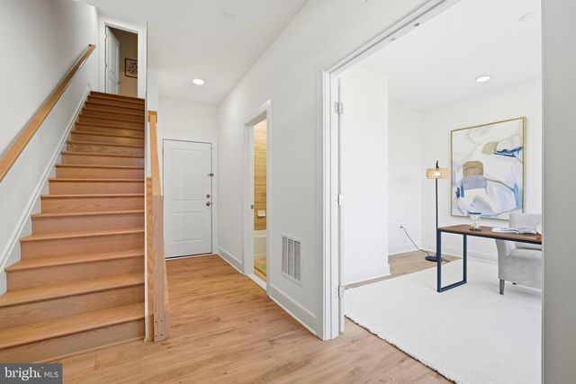 10817 CEDAR AVE, Fairfax, VA 22030