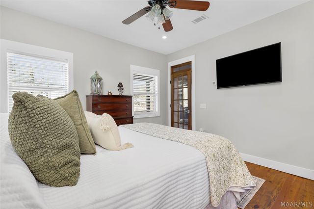 272 Briar Loop Road, Deatsville, AL 36022